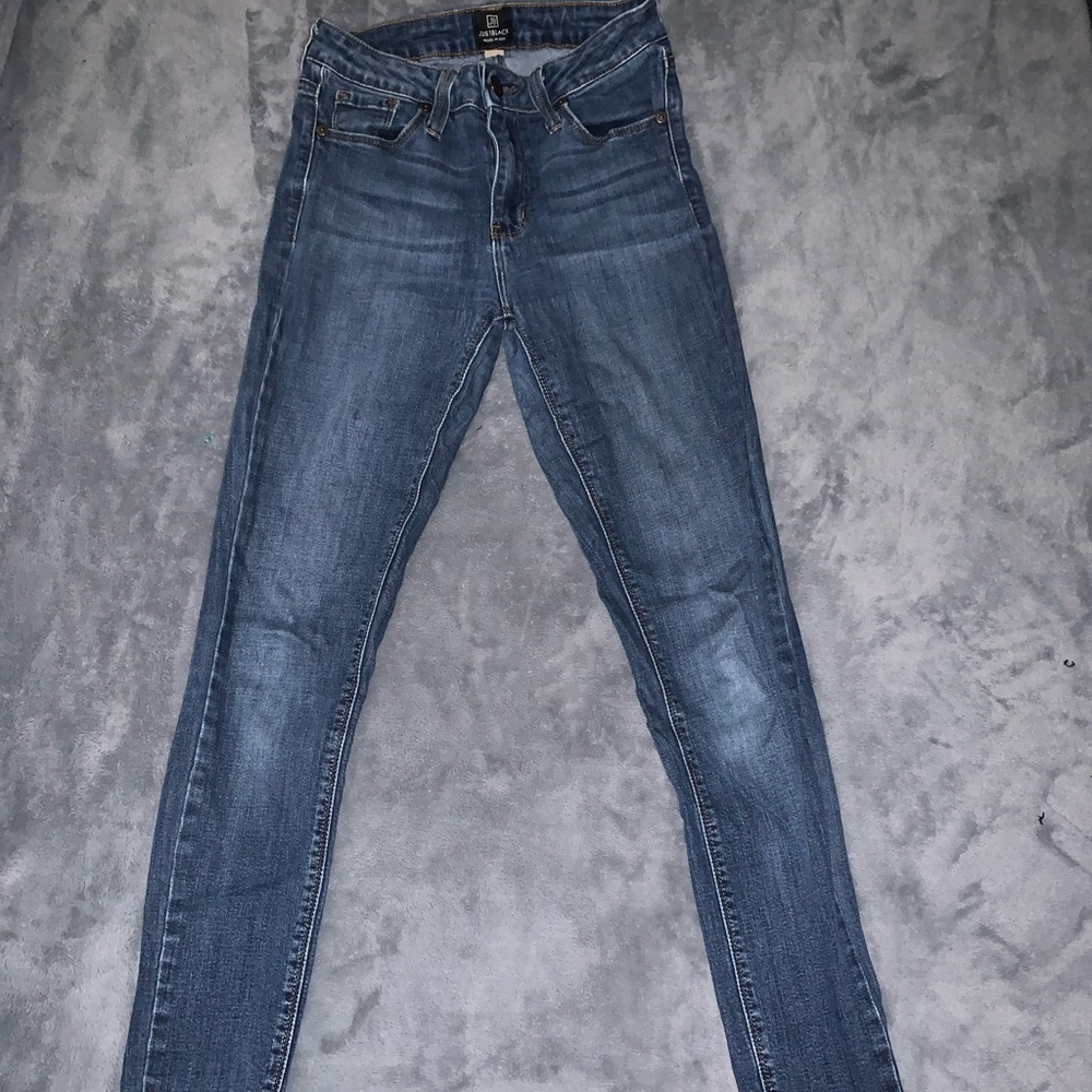 Slim Jeans. Like new.